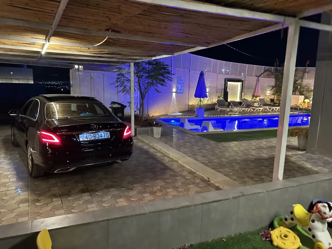 شاليه في البحر الميت الرامة بجانب فندق البحيرة للبيع