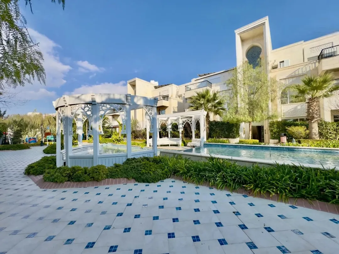 فرصة سكن فاخر في عمان – مجمع الظهرة كوربيدا