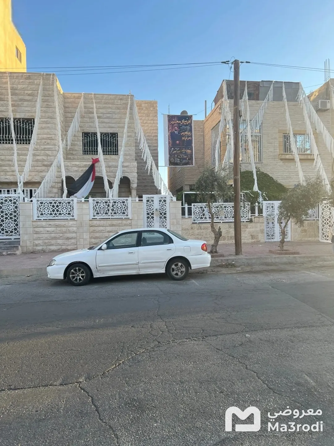 منزلين للبيع كل ارض كوشان مستقل