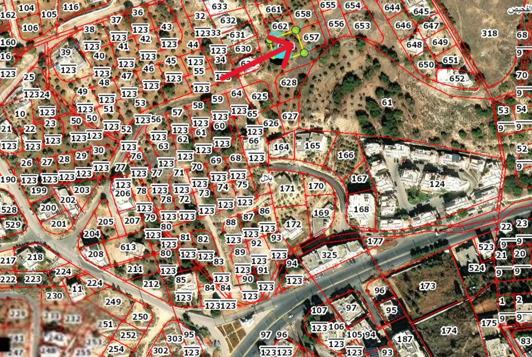 للبيع قطعة ارض في ارقى مناطق بلال (بدر الجديده) غرب عمان على شارعين قريبة من دوار السوسنه