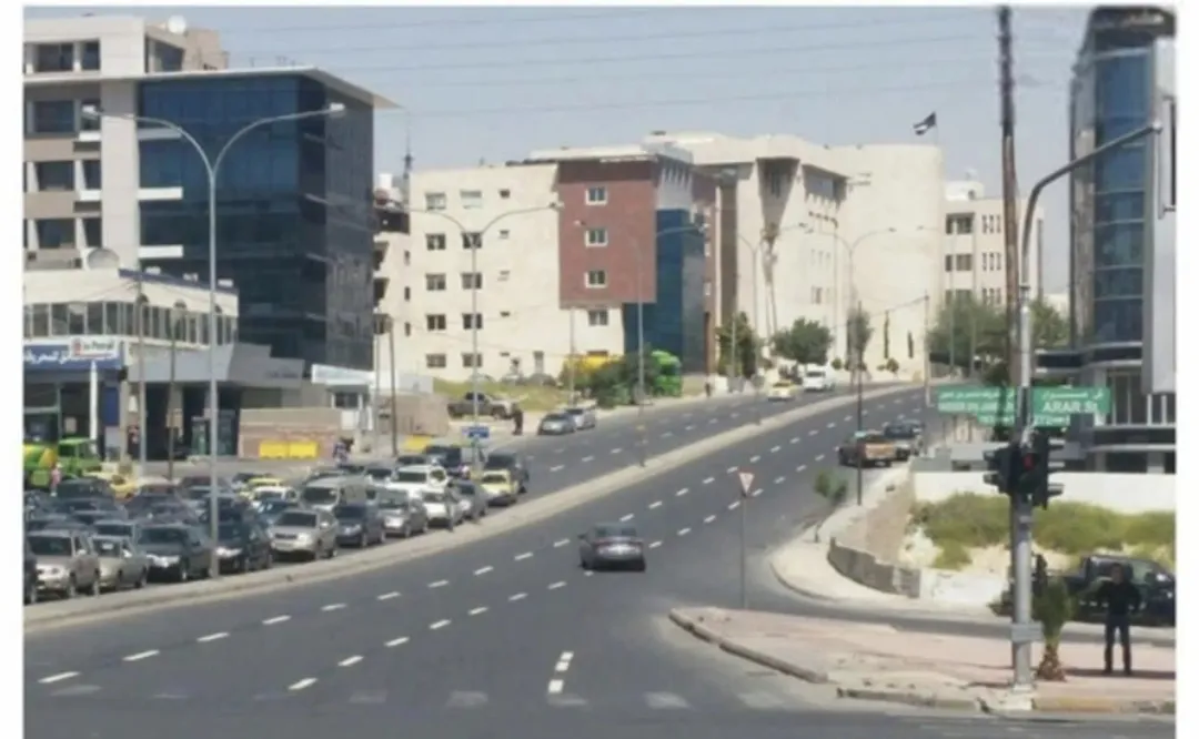 عمارة للبيع أو للإيجار تنظيم تجاري مكاتب وعيادات