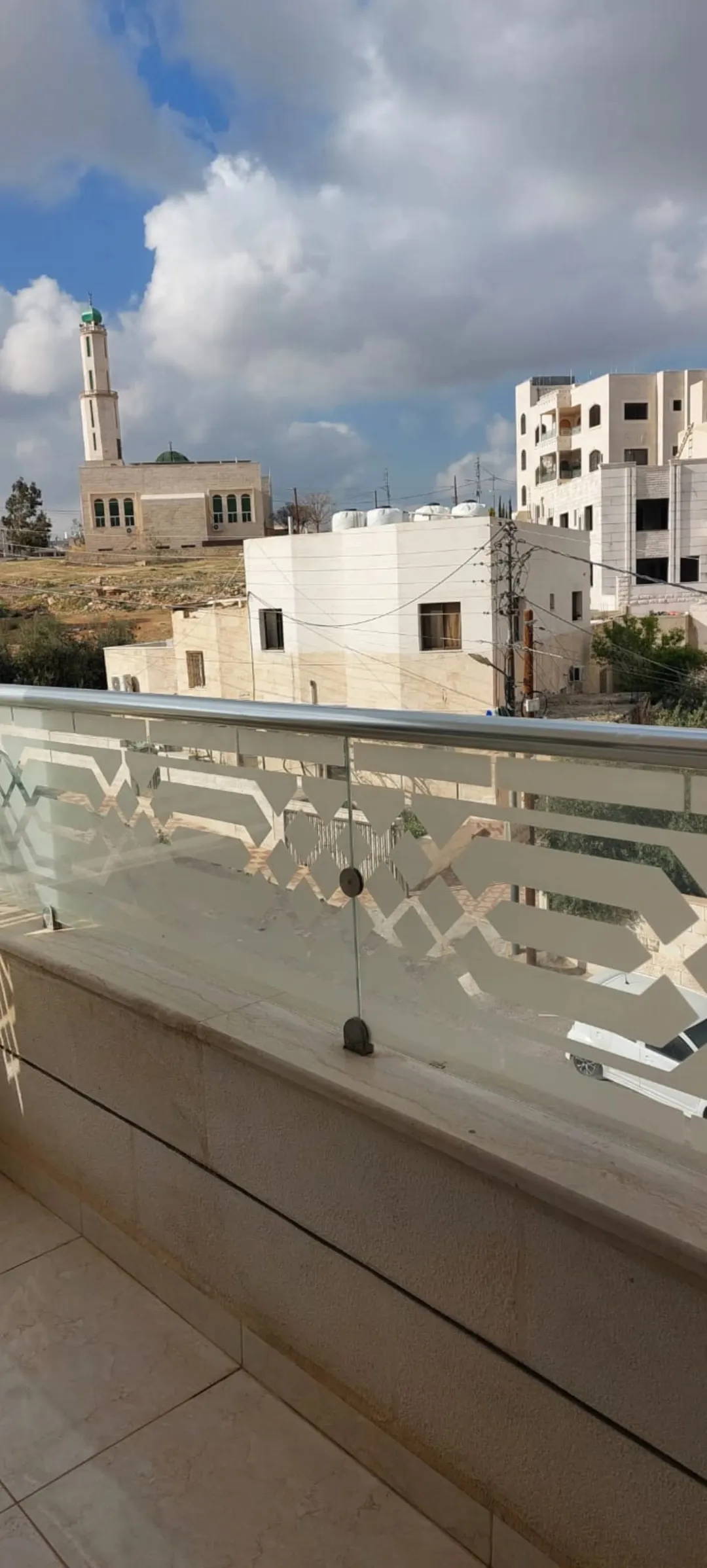 شقة للبيع في طبربور ضاحية الصفا دور ثاني