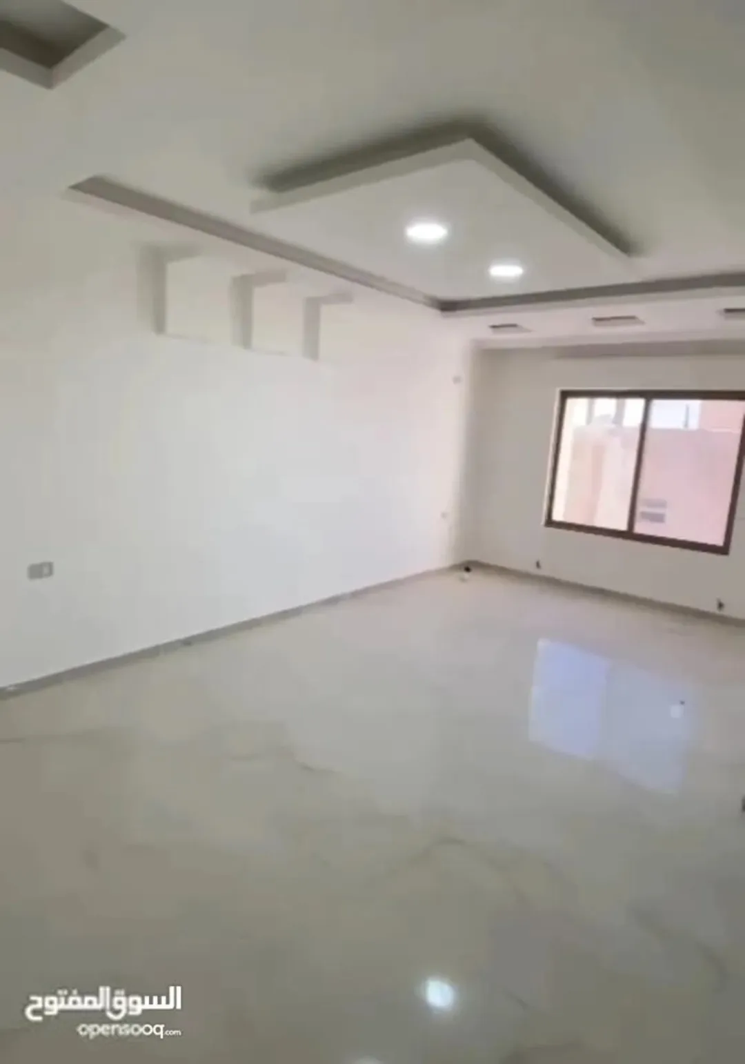 شقه مميزه للبيع جبل الحديد