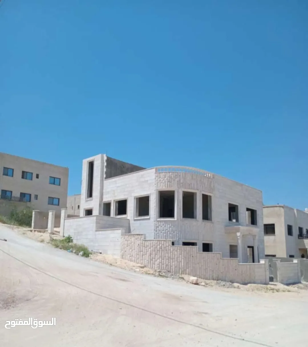 منزل عظم للبيع