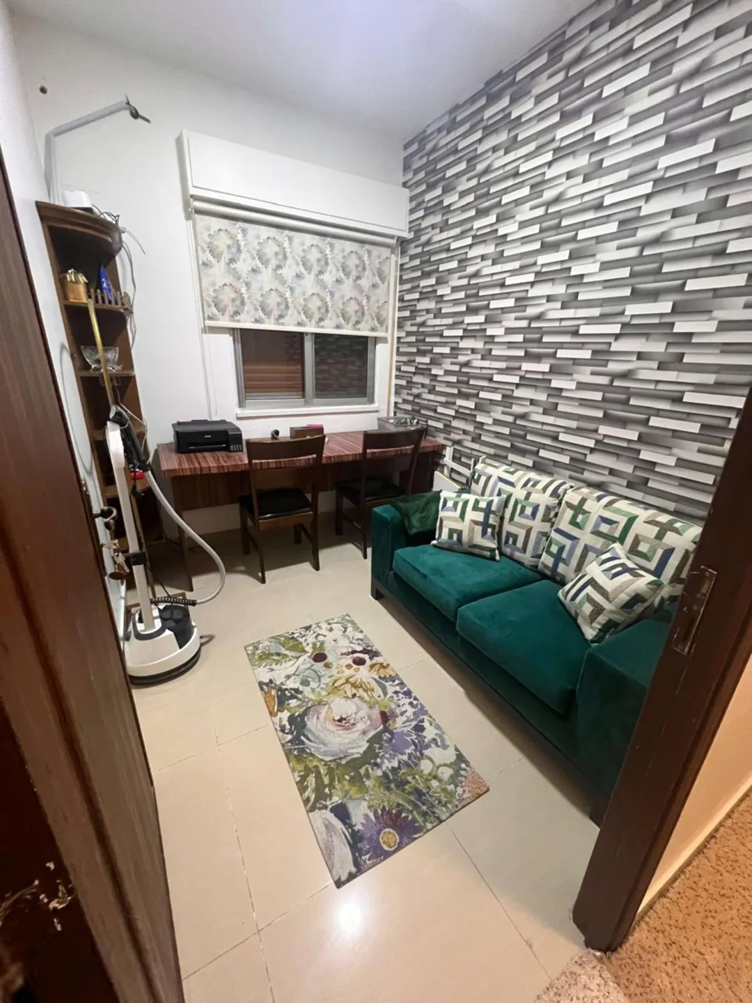 شقة أرضية فاخرة مفروشة للإيجار في الجبيهة عمّان – عمان الاردن | ID 623994