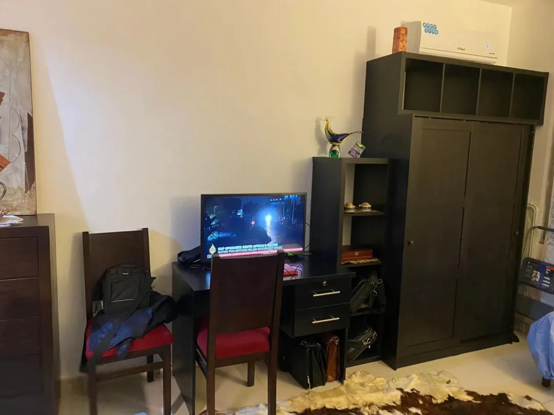 شقة مكتب للابيع في موقع متميز في سويفية