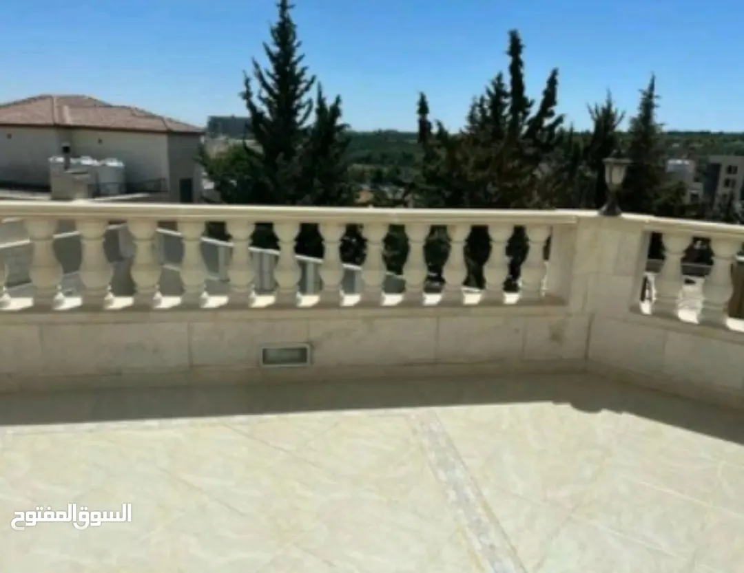 فيلا فاخرة للبيع في دابوق – حوض الحمارية تحفة معمارية