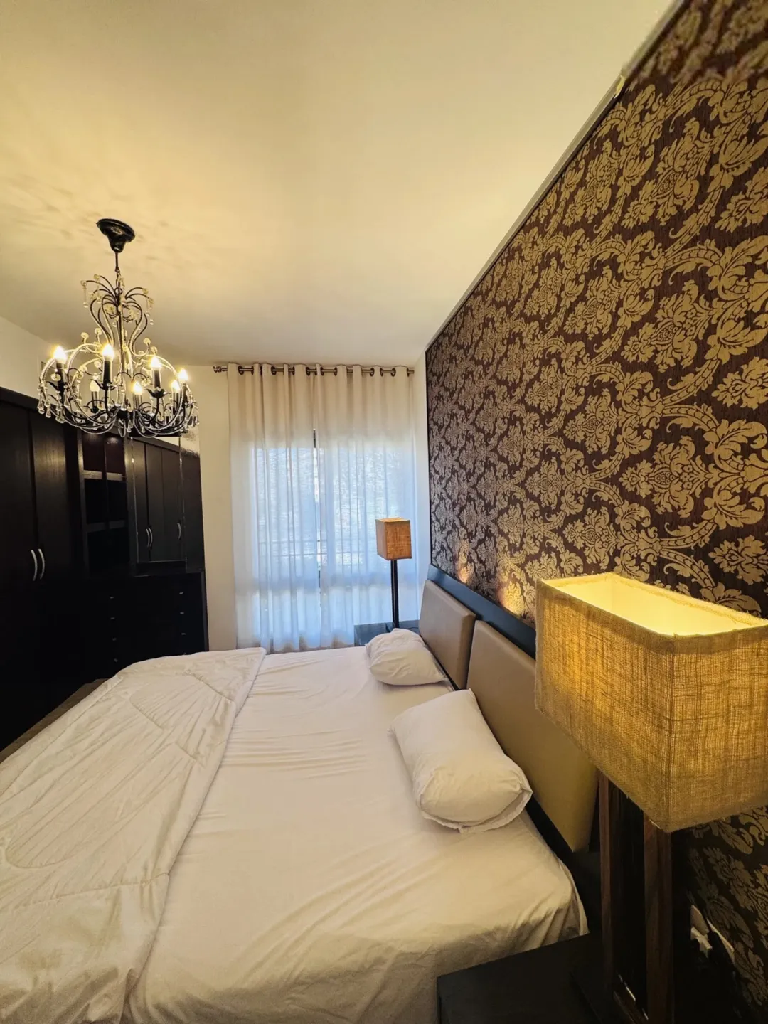 Elite 2Bedroom Furnished appartment 80 sqm centre of Abdoun