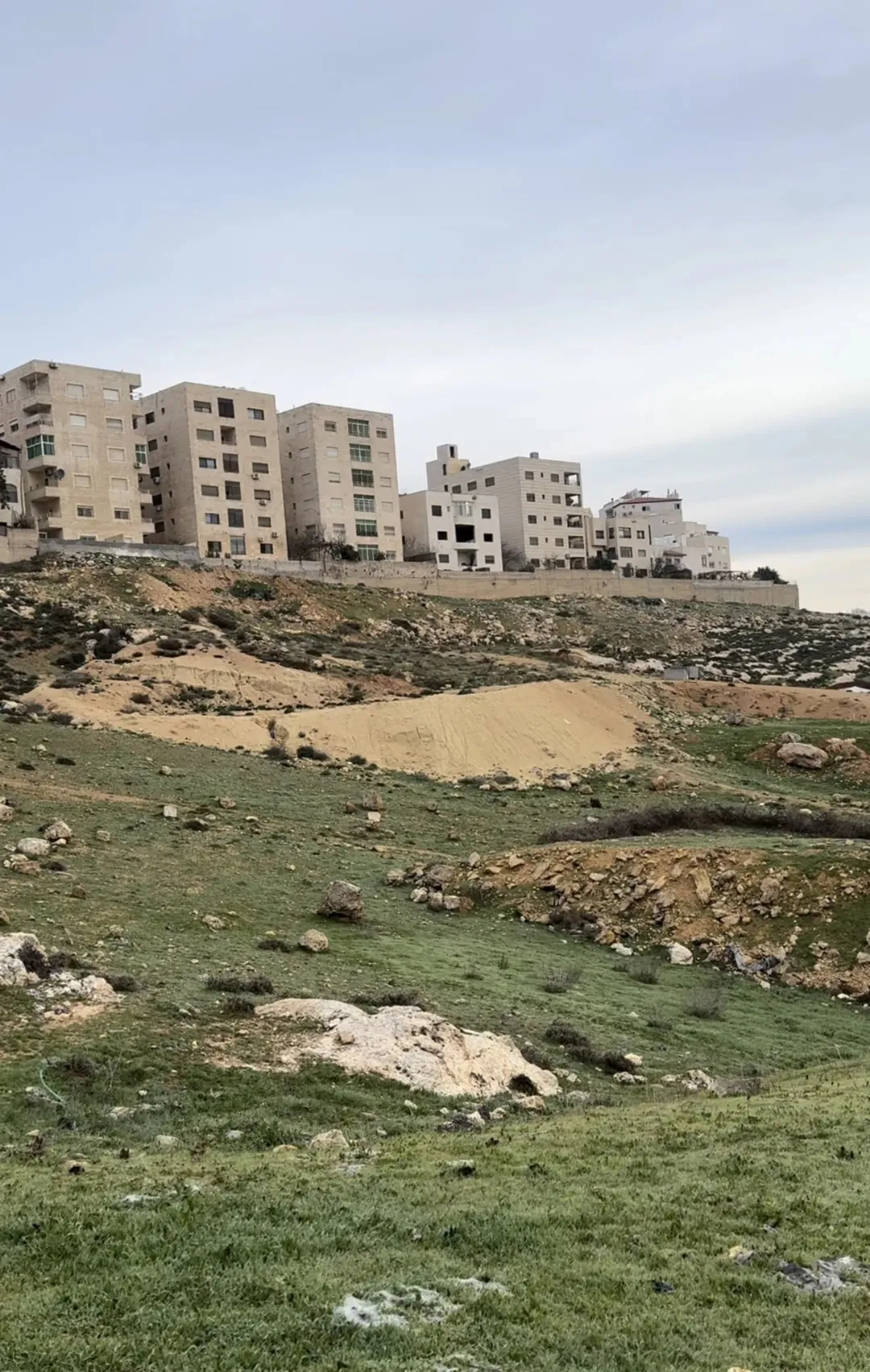 أرض سكنية مميزة للبيع في منطقة الجبيهة