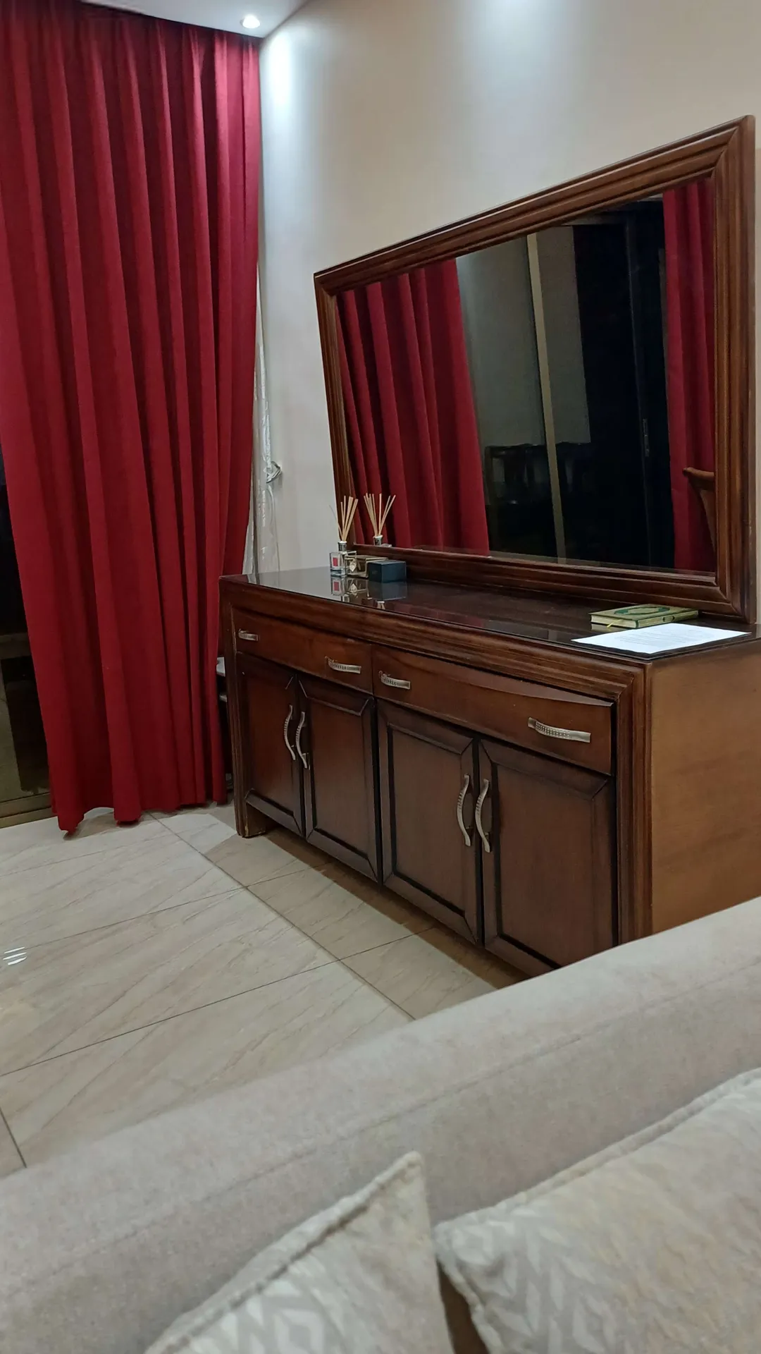 16b37effa2_02_cleaned شقة مفروشة ساحرة للإيجار – عمان الاردن | ID 607609