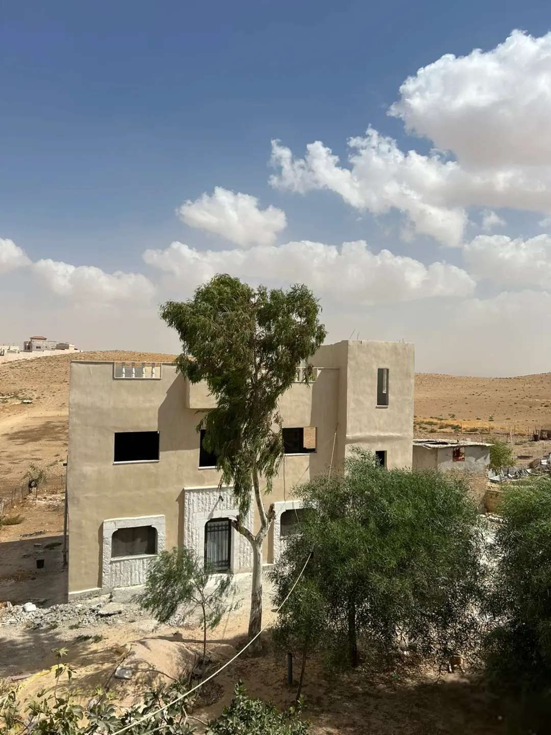 للبيع لقطه