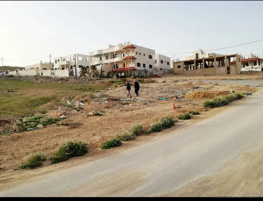 قطعة أرض مميزة في البتراوي حي المسامير