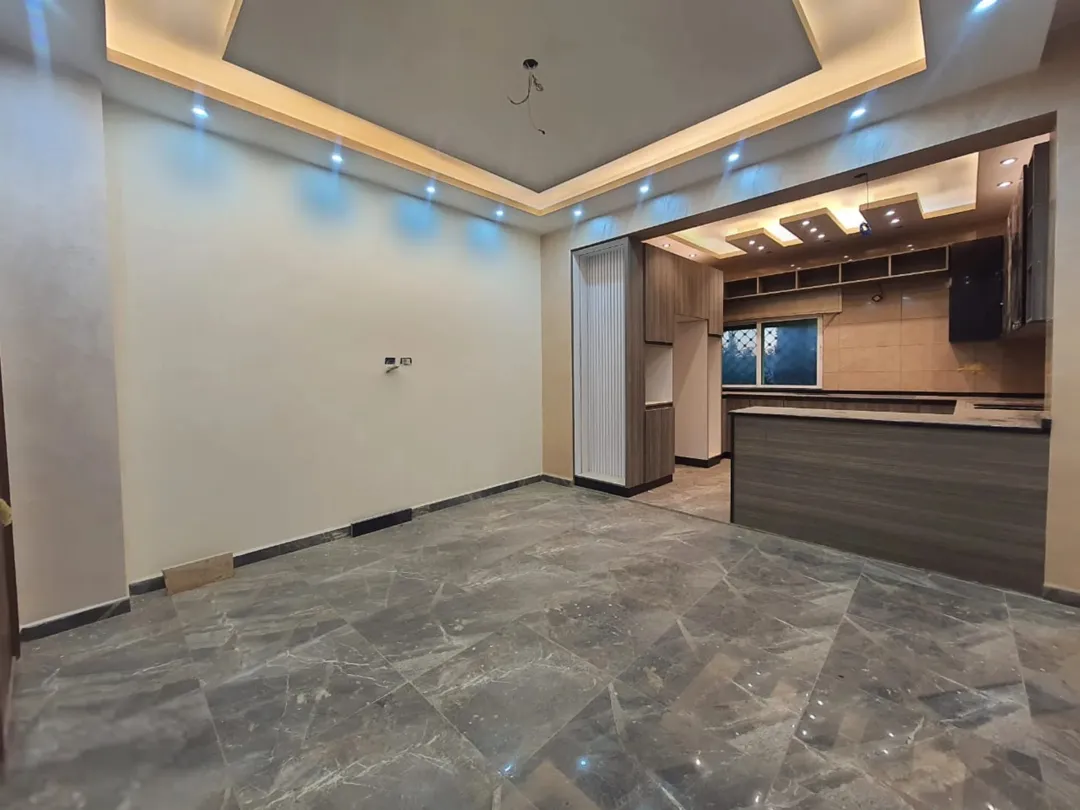 عمارة للبيع تصلح للاستثمار والسكن العائلي بمنطقة البنيات ام اقصير