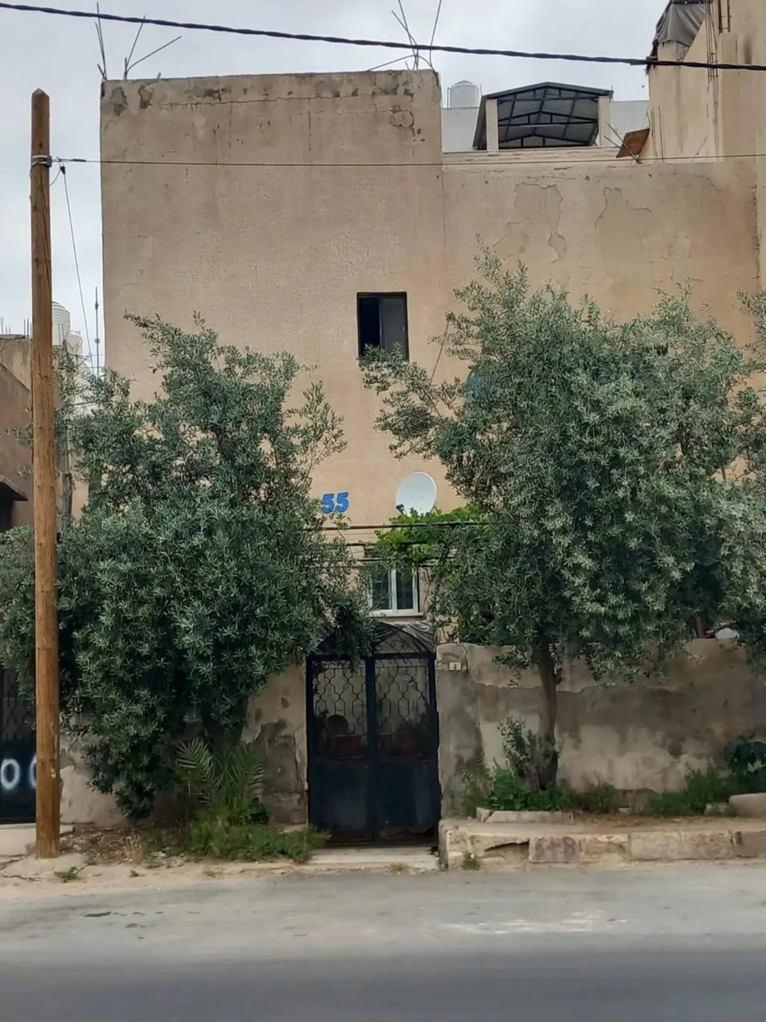 عمارة للبيع مؤجرة ب الكامل