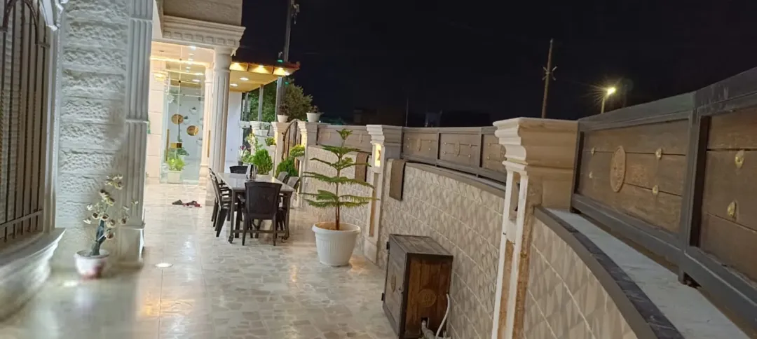 فيلا فاخرة بتصميم كيرف للبيع في المرقب – عمان