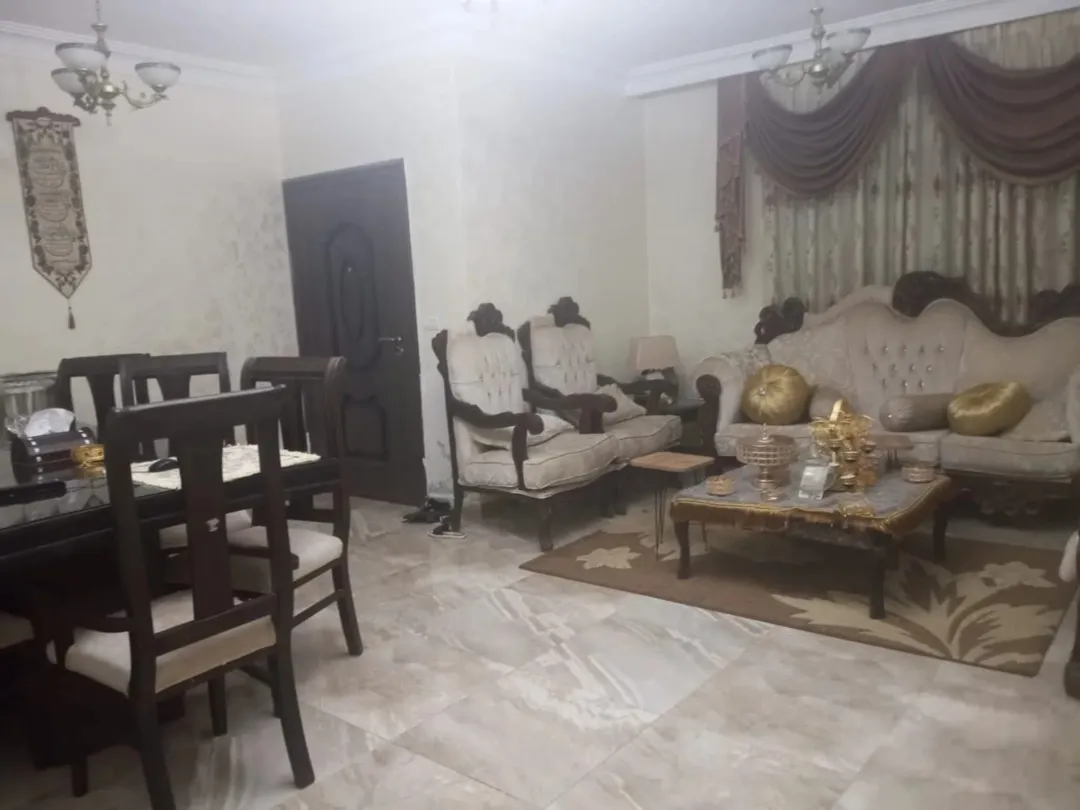 شقة فاخرة للبيع في السلط اسكان المهندسين