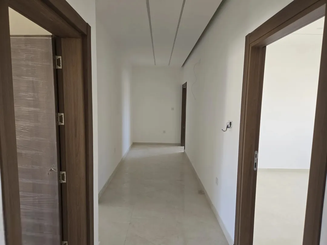 شقق فاخرة جديدة للبيع في منطقة الثامنة – إسكان عصري بتصميم مميز