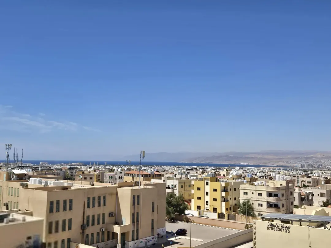 شقق فاخرة جديدة للبيع في منطقة الثامنة – إسكان عصري بتصميم مميز