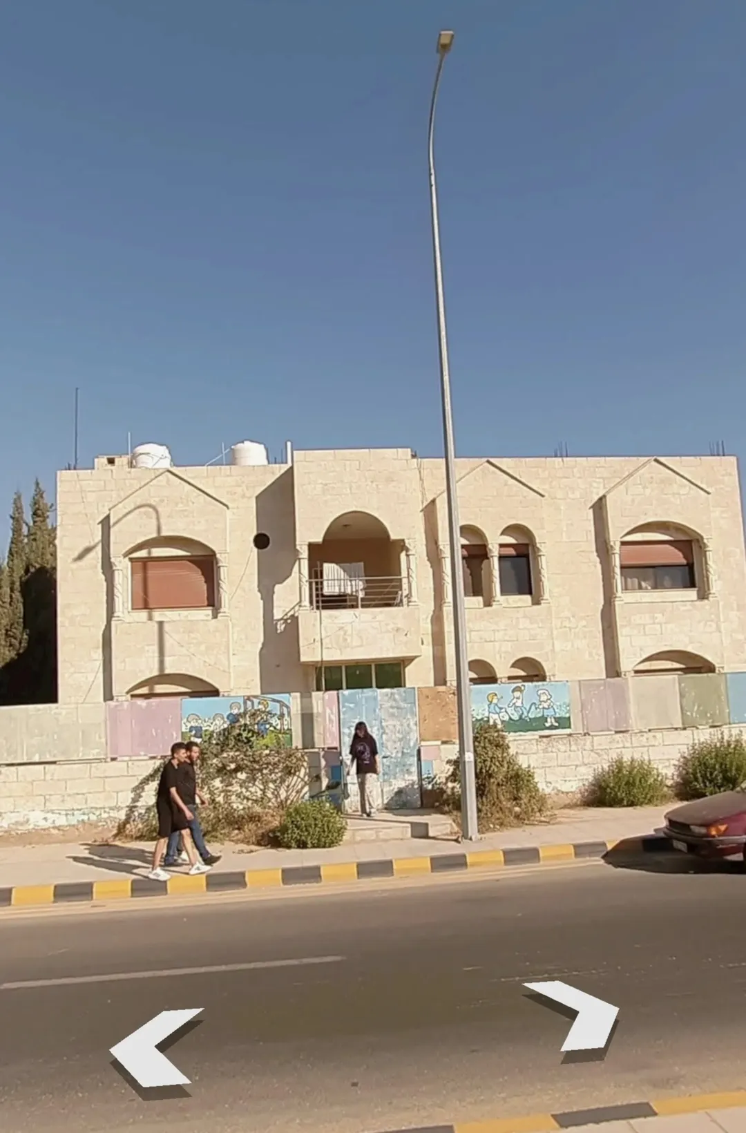 بناية 4 شقق مباشرة