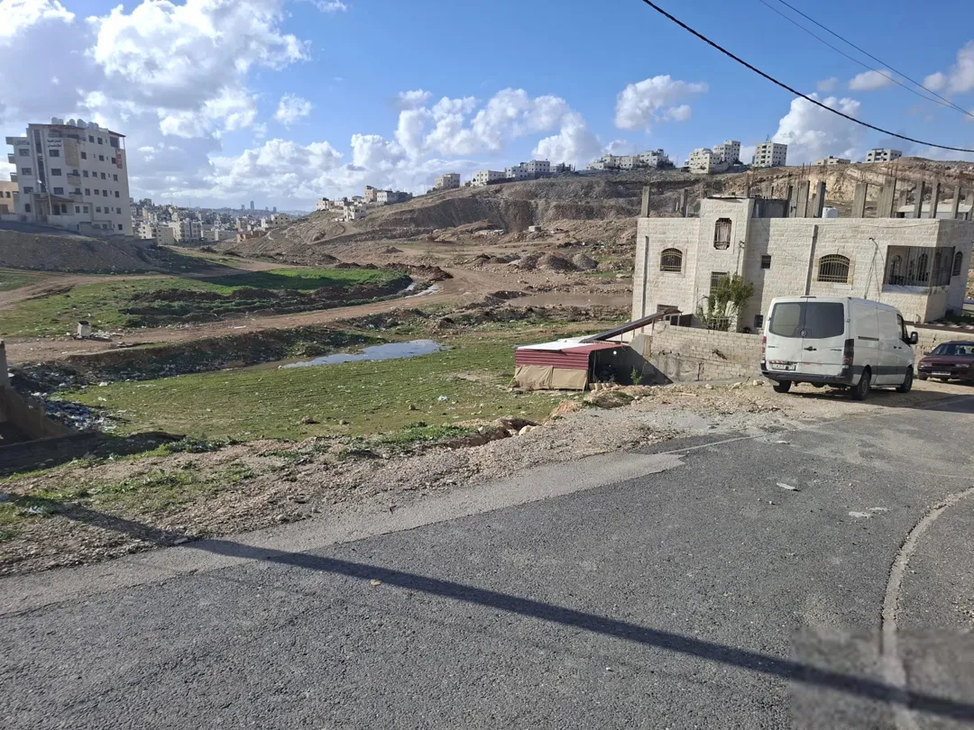 فرصة مميزة للشراء – أرض نصف دونم للبيع في أبو علندا
