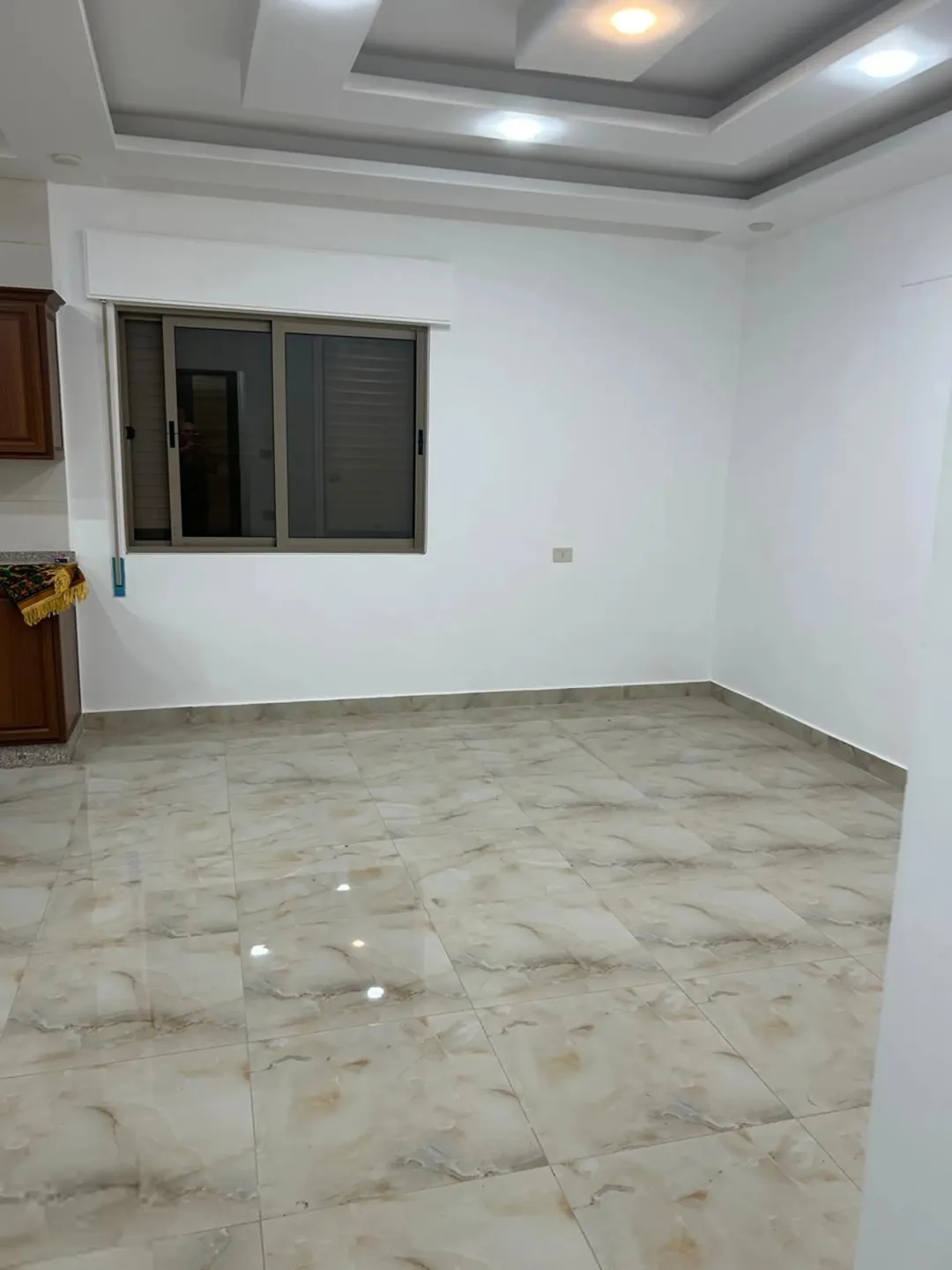 شقة طابق اول خلف مستشفى الراهبات الوردية مساحى 150 متر