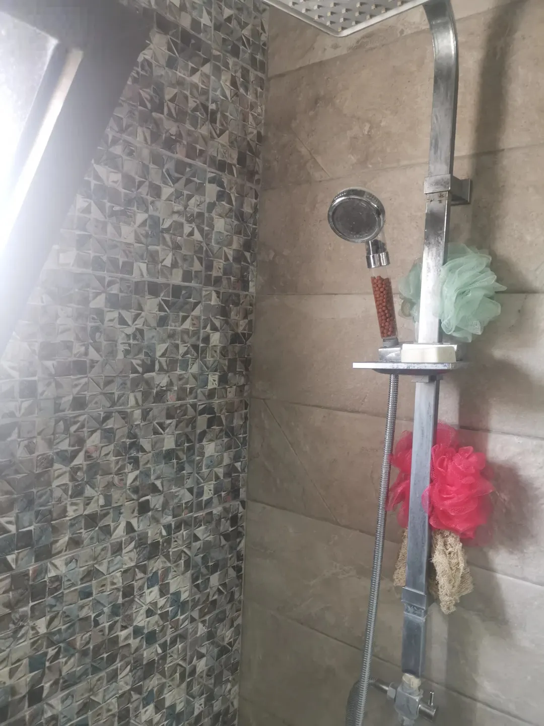 شقة رائعة للبيع في منطقة شرق البنك المركزي
