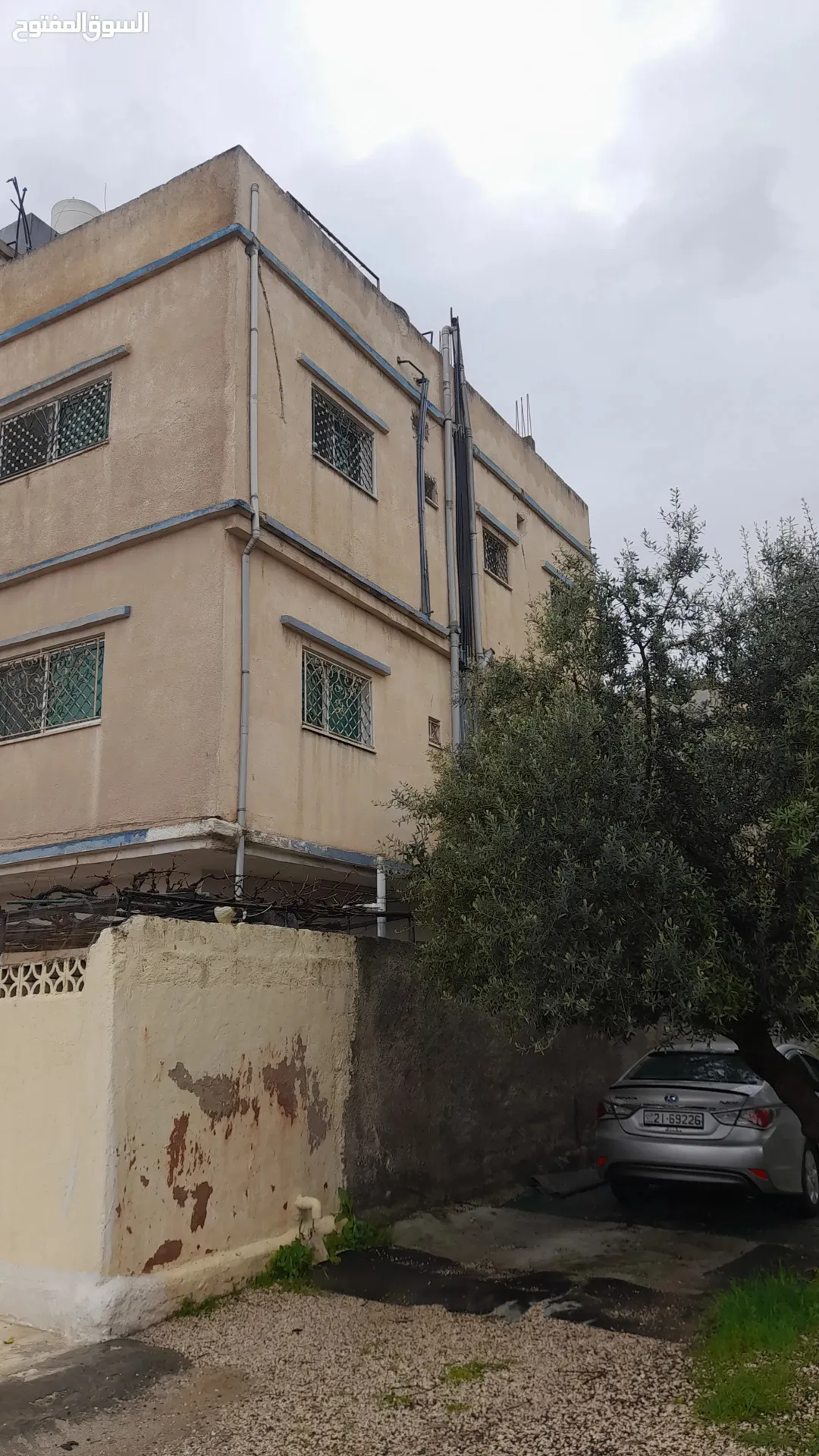 عمارة سكنية مميزة للبيع في سحاب – عمان