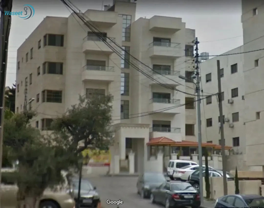 شقة أرضية غير مسكونة للبيع في ضاحية الأمير راشد