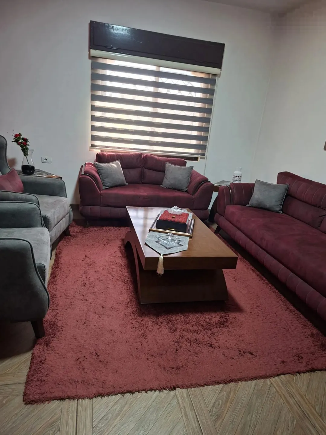 بيت مستقل طابقين في اجمل و ارقى مناطق اليادودة
