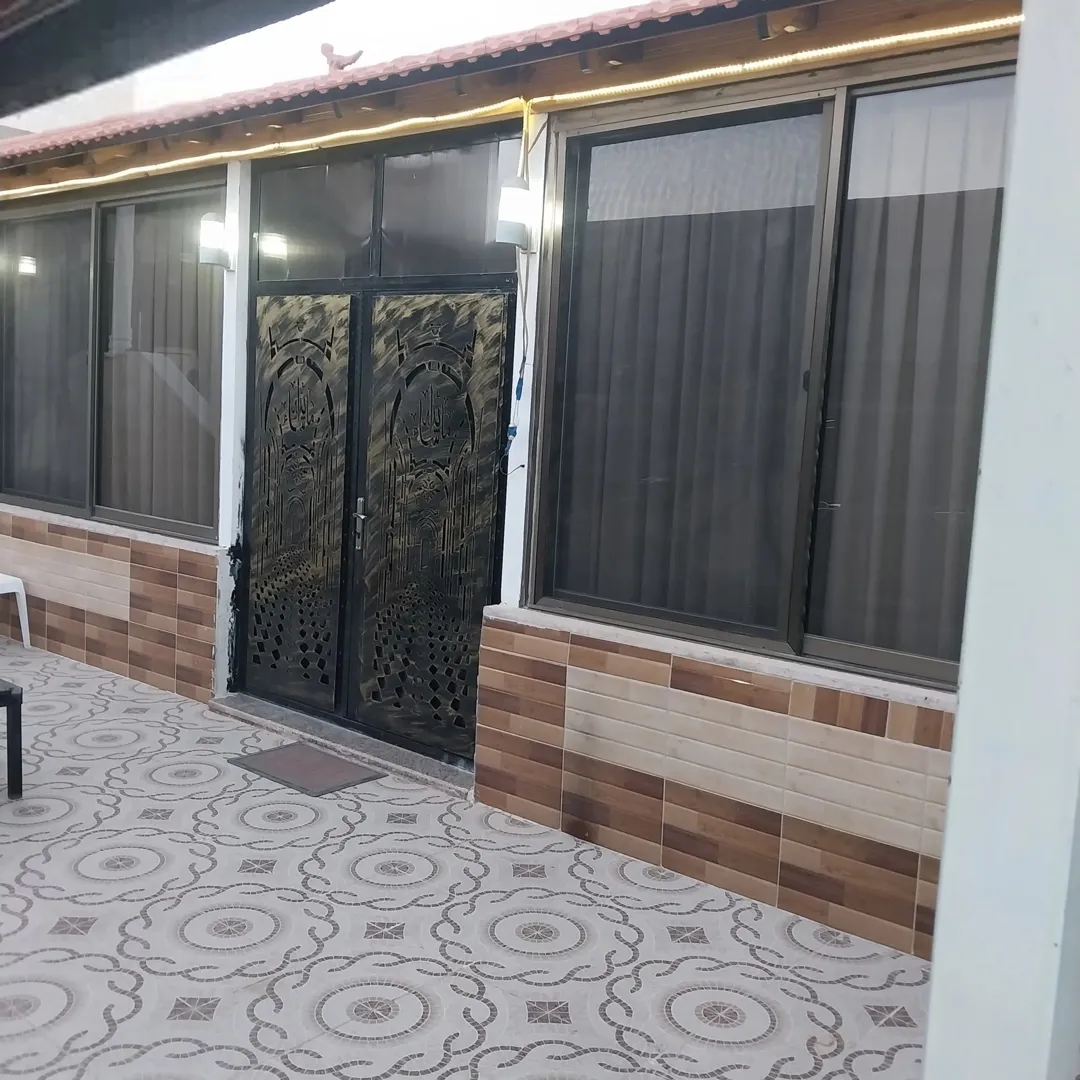 منزل مستقل للبيع في مادبا – طابقين بتشطيبات فاخرة