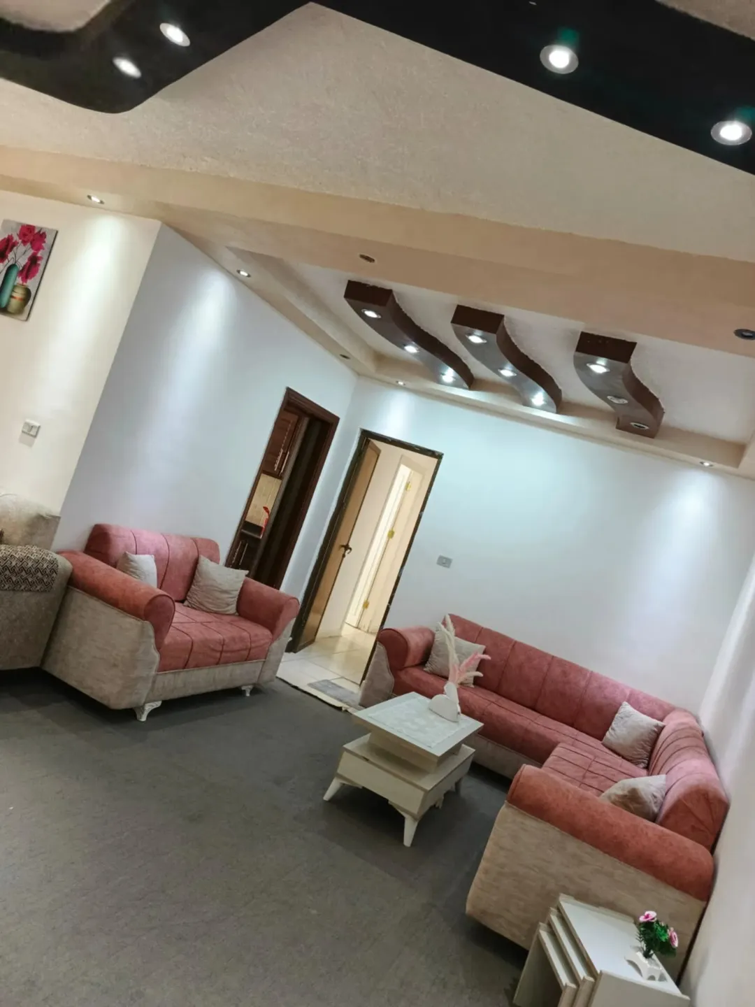 شقة فاخرة للبيع في مدينة اشرق المرحلة الثانية