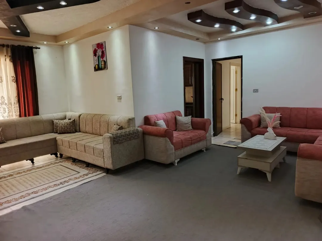 شقة فاخرة للبيع في مدينة اشرق المرحلة الثانية