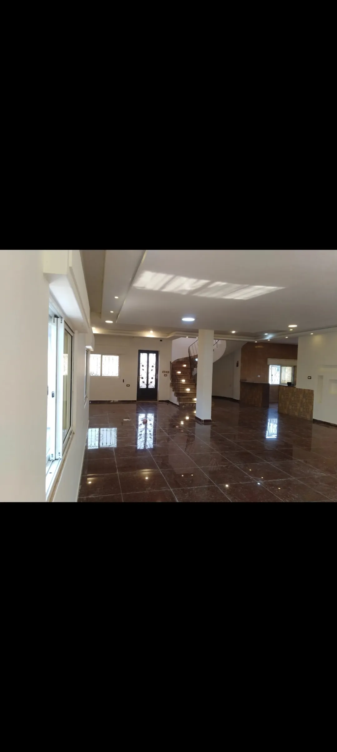 منزل مستقل للبيع. في ناعور طابقين دوبلكس نظام امريكي