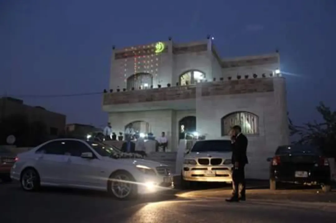 منزل مستقل للبيع. في ناعور طابقين دوبلكس نظام امريكي
