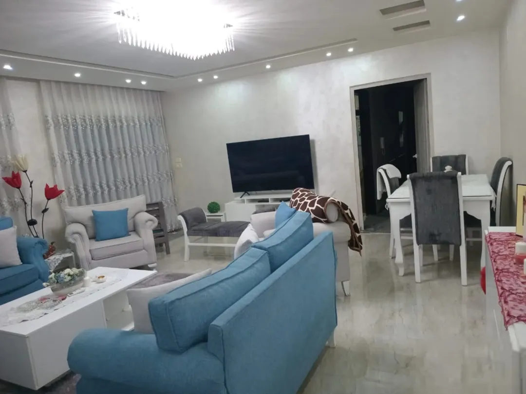 شقة ارضية 120 داخلي 28 خارجي