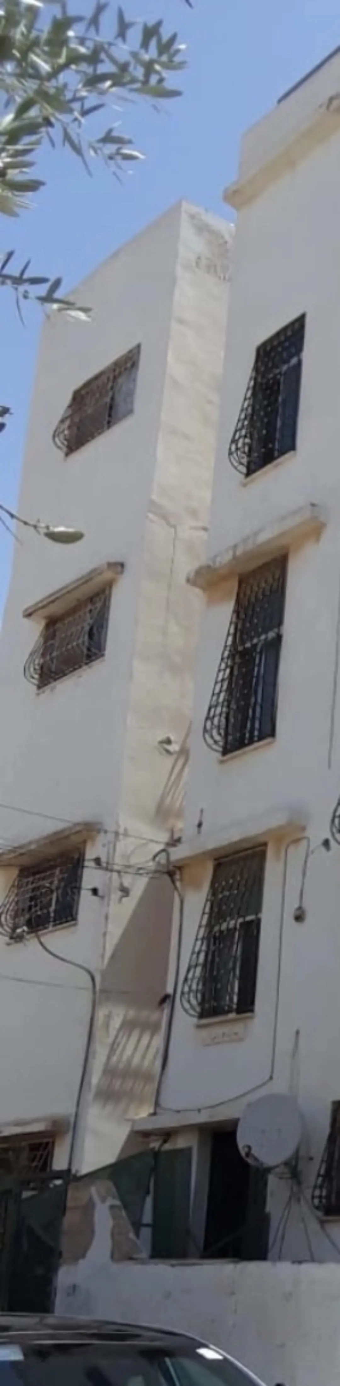 عمارة سكنية للبيع في منطقة الطيبة – جنوب عمان