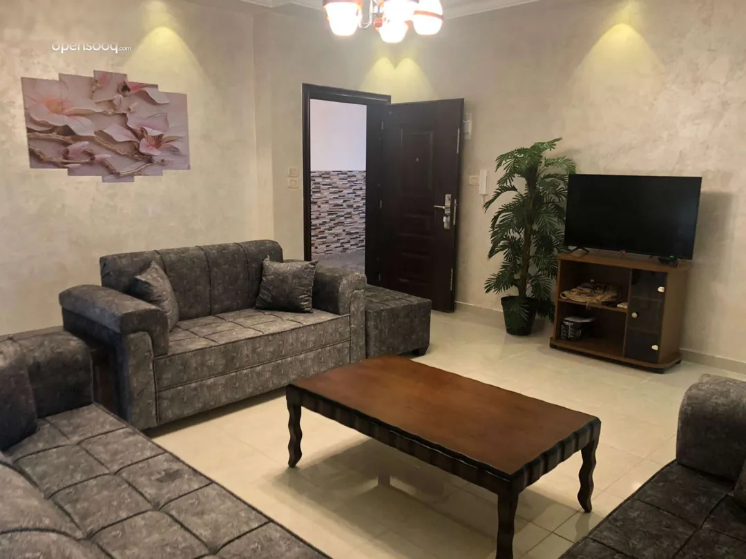 شقة مفروشة فاخرة للإيجار في عمان شارع الجامعة – عمان الاردن
