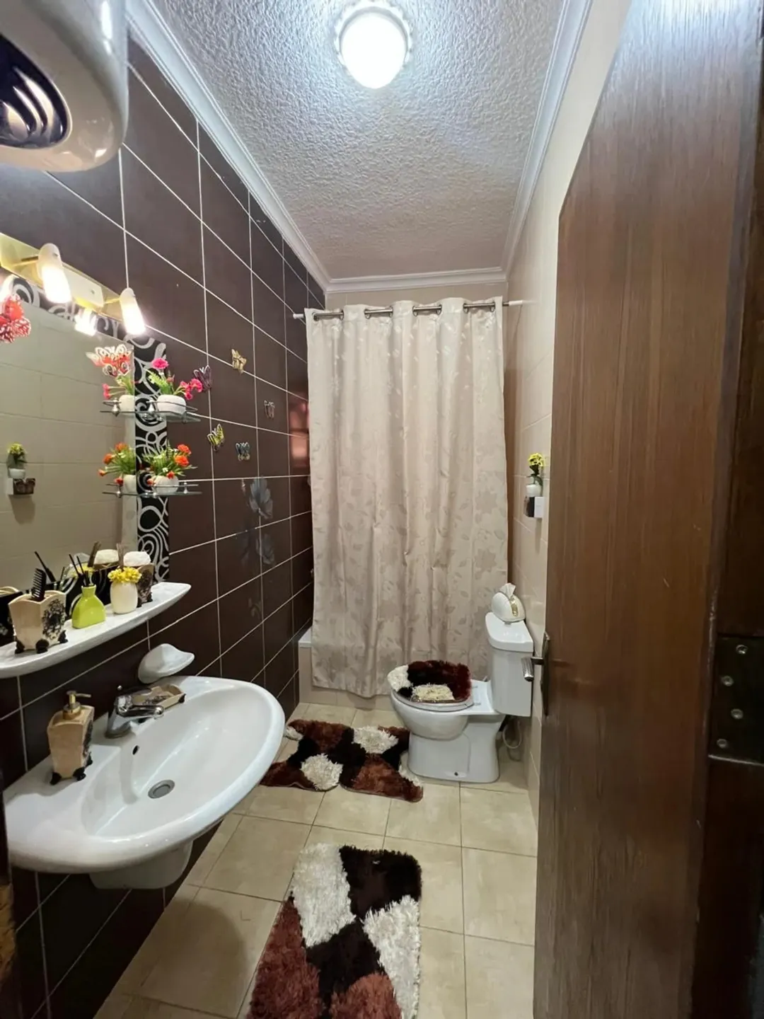 شقة ارضية للبيع – 3 غرف نوم، 106 م²، 51,000 دينار (إعلان 989606)