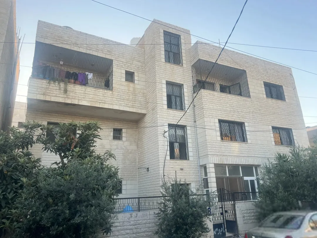 عمارات سكنية للبيع في إربد – إسكان الأطباء