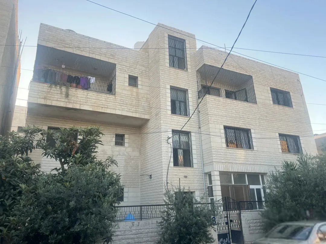عمارات سكنية للبيع في إربد – إسكان الأطباء