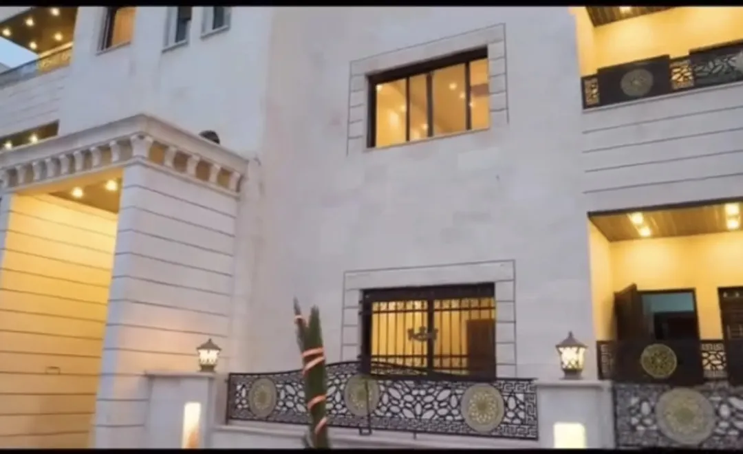 شقق فاخره للبيع موقع استراتيجي في ضاحيه الاميره هيا طريق بيرين-عمان