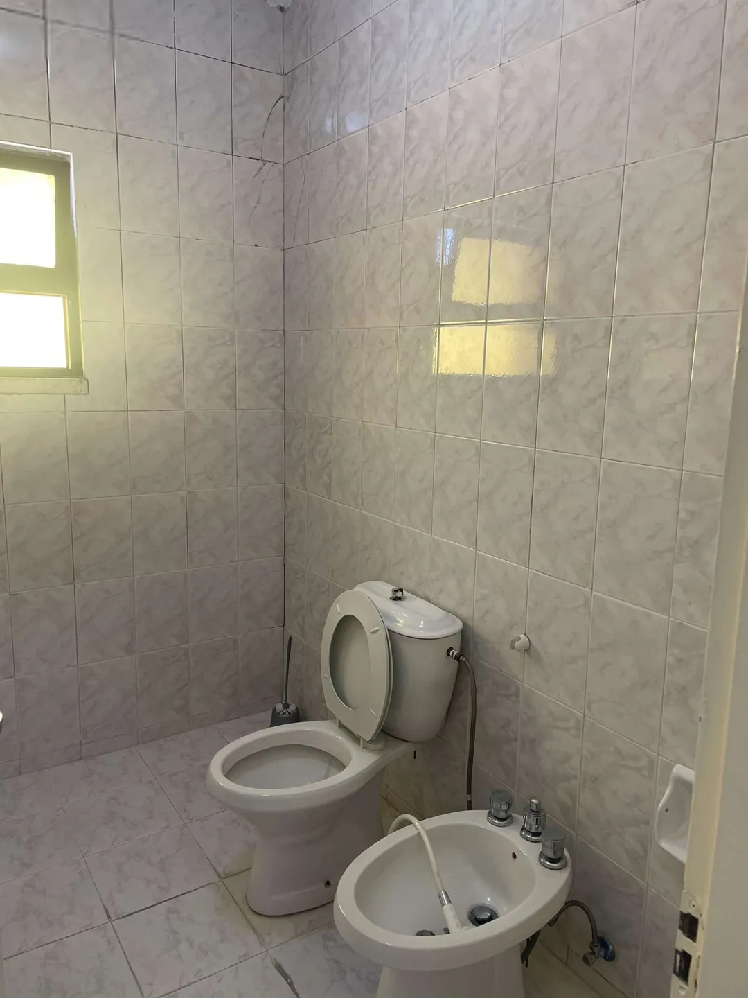 شقة فاخرة مفروشة في قلب ضاحية الرشيد مطلة ساحرة على شارع الجامعة – عمان الاردن | ID 573898