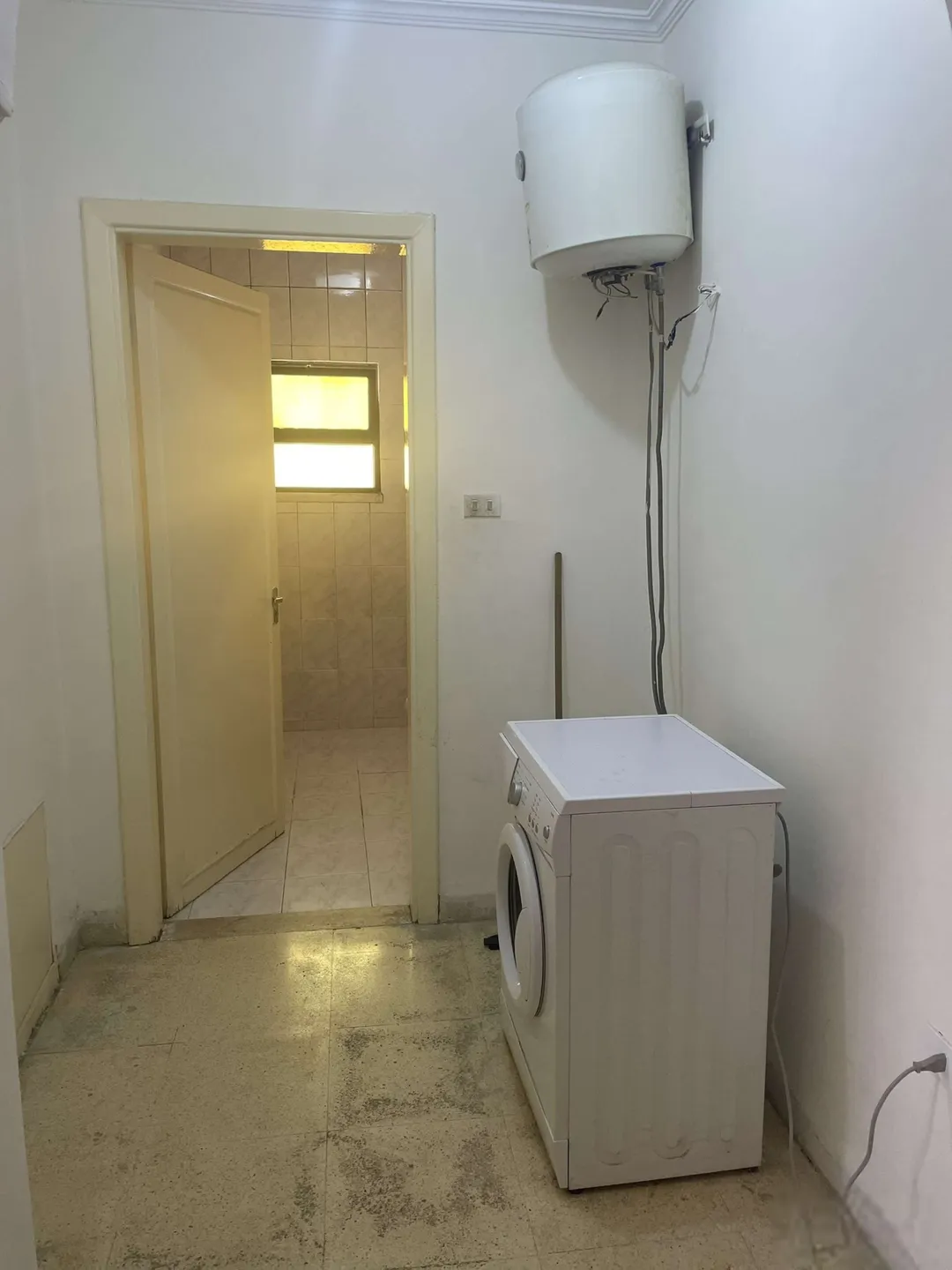شقة فاخرة مفروشة في قلب ضاحية الرشيد مطلة ساحرة على شارع الجامعة – عمان الاردن | ID 573898