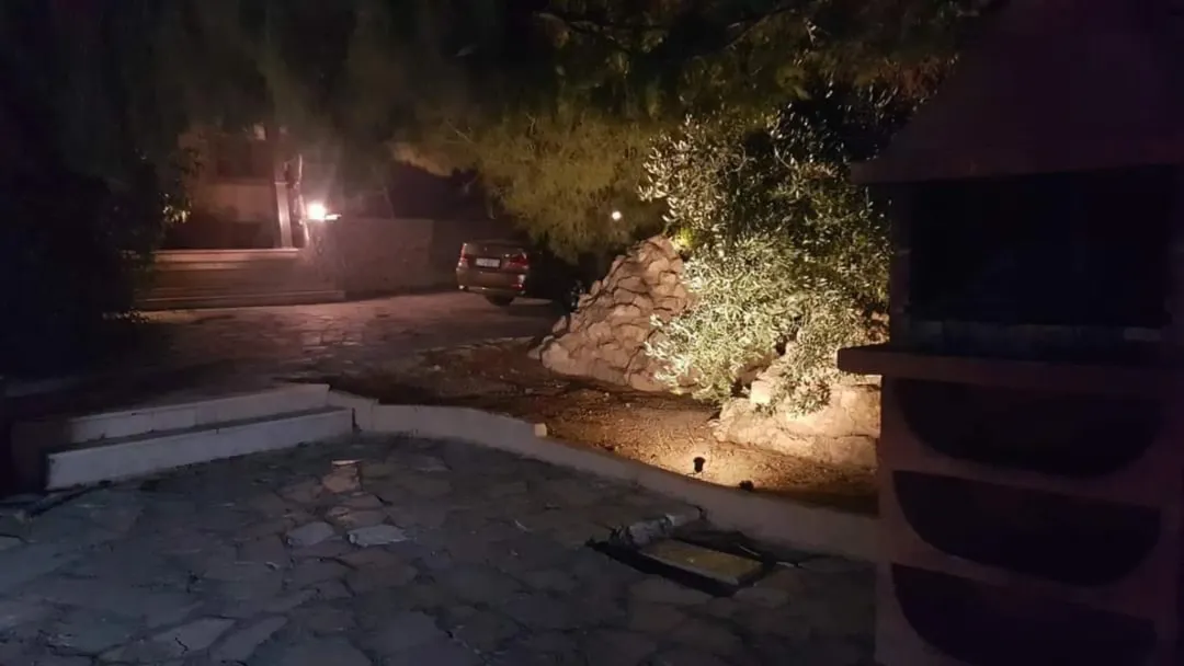مزرعة مع مسبح في عمان ابو السوس للبيع