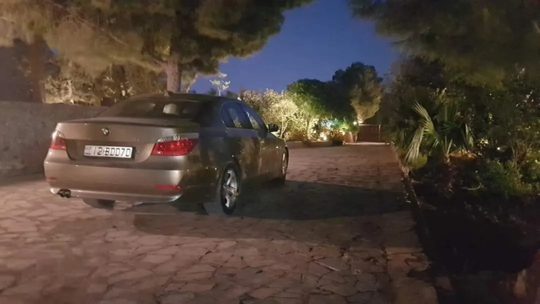 مزرعة مع مسبح في عمان ابو السوس للبيع
