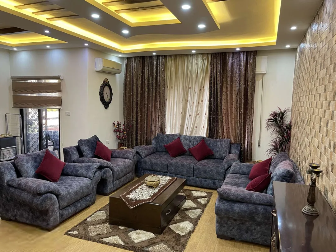 شقة فاخرة مفروشة للإيجار في الشميساني موقع متميز – عمان الاردن | ID 574410