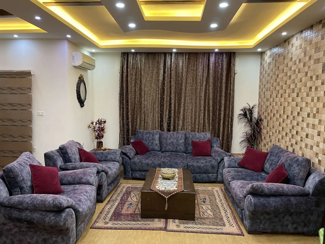 شقة فاخرة مفروشة للإيجار في الشميساني موقع متميز – عمان الاردن | ID 574410