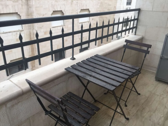 شقة مفروشة فاخرة 3 غرف في ضاحية الرشيد بالقرب من الجامعة ومراكز الخدمات – عمان الاردن | ID 574524