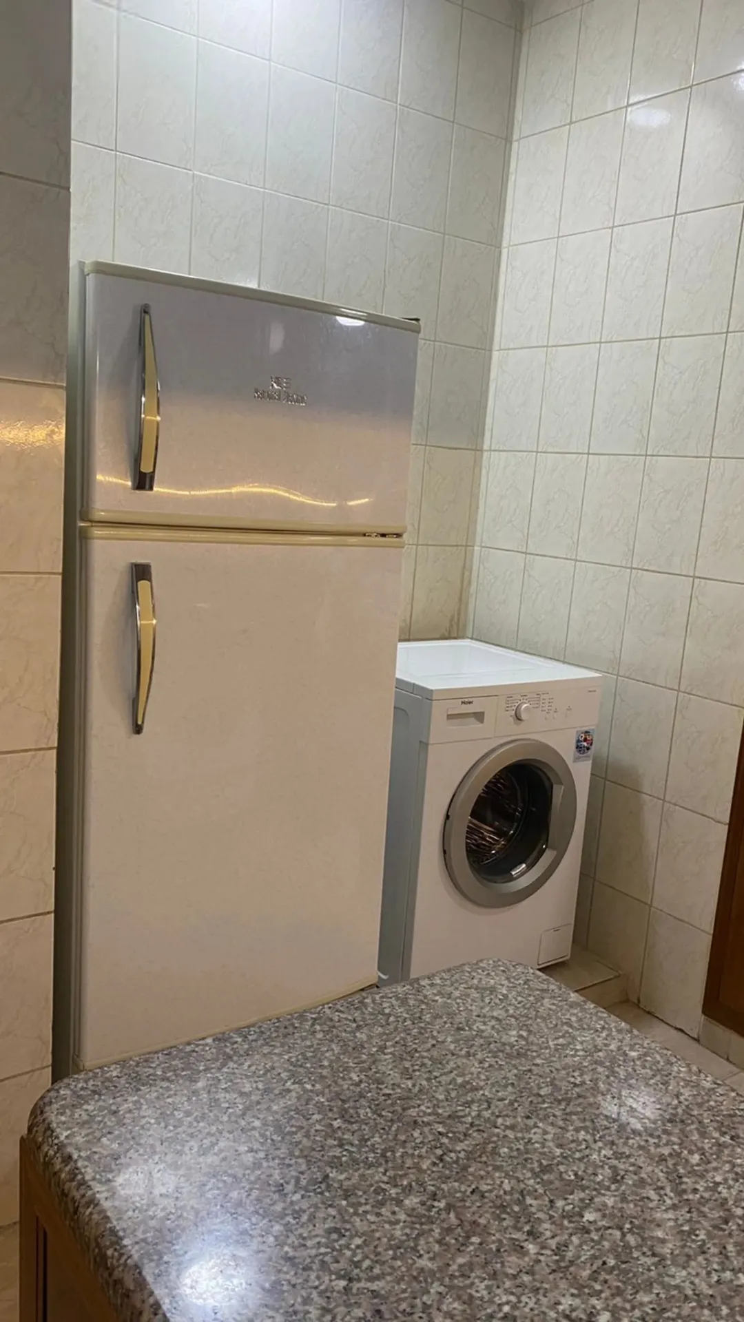 شقة مفروشة للايجار لعائلة صغيرة او طالبات او موظفات طبربور