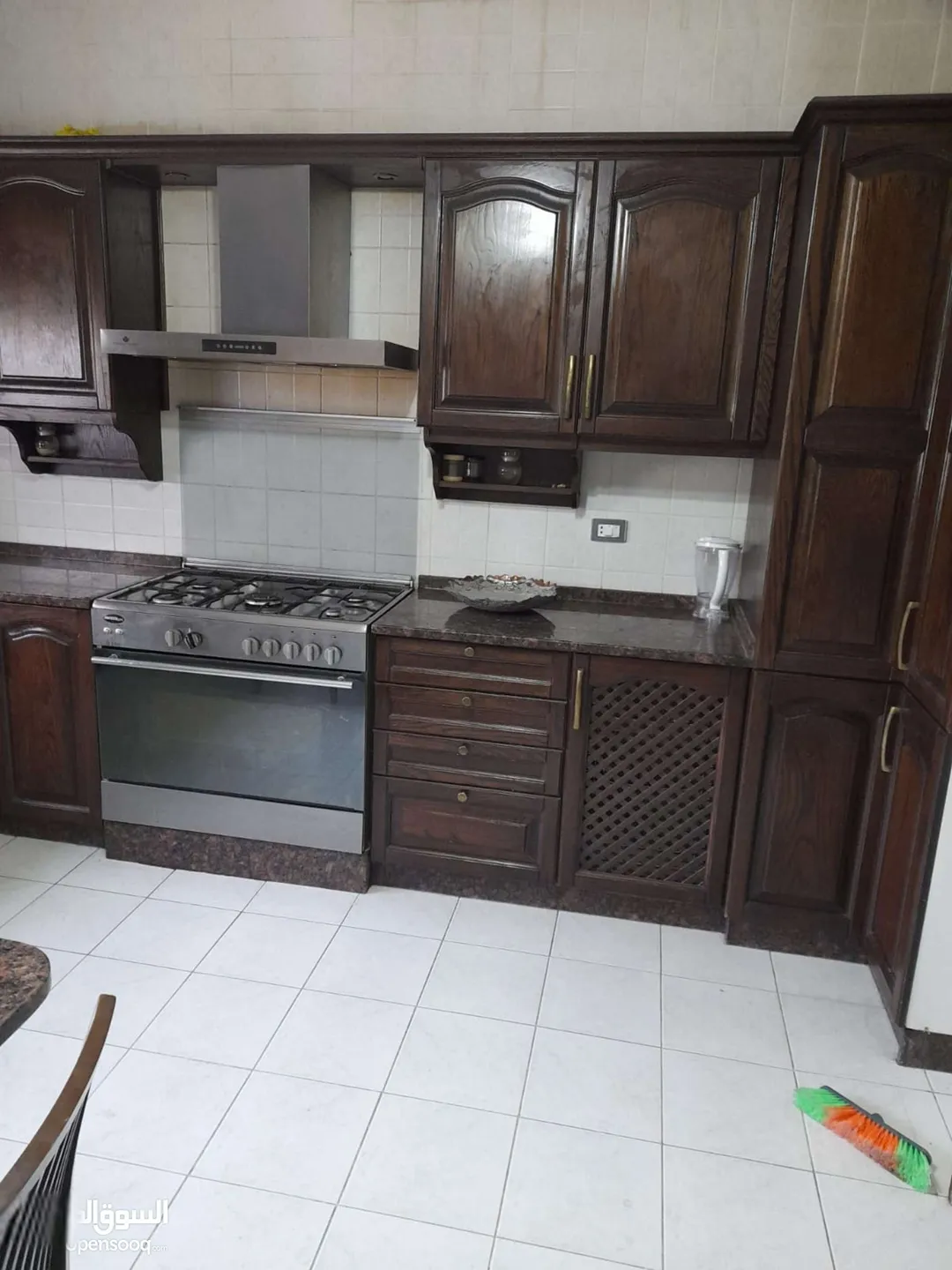 شقة مفروشة فاخرة للإيجار في حي عبدون أسعار مميزة – عمان الاردن